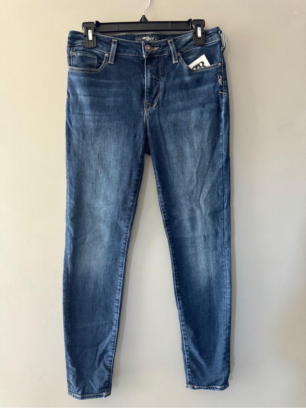 Silver Jeans | Bleecker | dark washed skinny jeans | 28